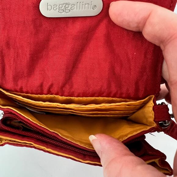 Baggallini Mini Crossbody Bag Wallet  Red Orange Convertible Wristlet Micro 5x4 - Picture 7 of 11
